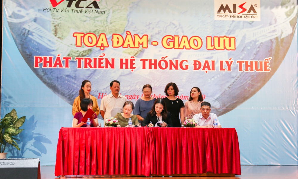 Anh 1